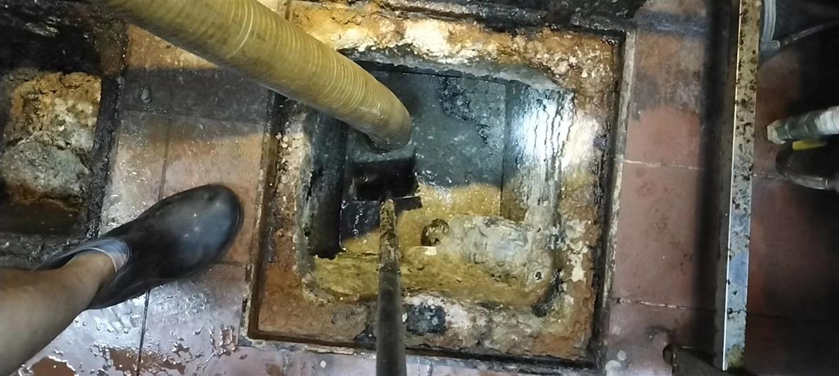 岑巩污水池清理一般都有毒气，怎么预防中毒呢？