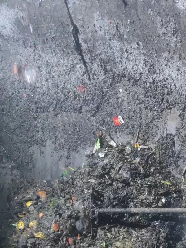 岑巩污水池清理